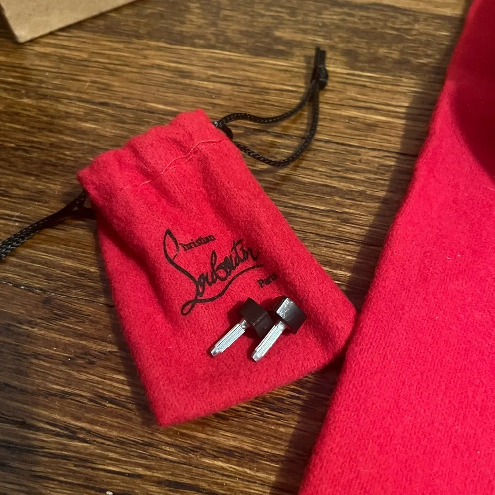 Christian Louboutin Kate Black Patent Leather Heels - Picture 6 of 7